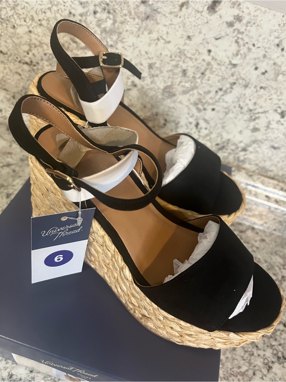 Universal Thread alisha Platform Wedges - Picture 5 of 5
